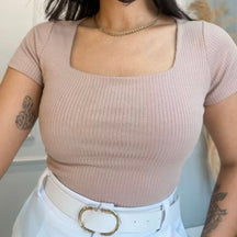 Blusa Manga Curta Gola Quadrada